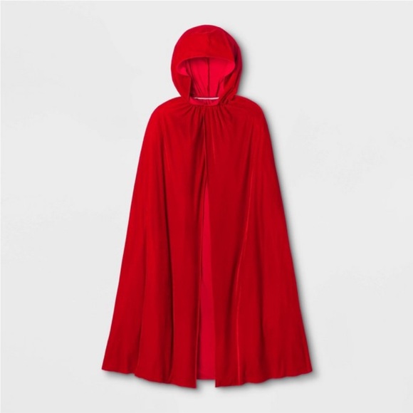 sumptuous RED VELVET Cape - Picture 1 of 9
